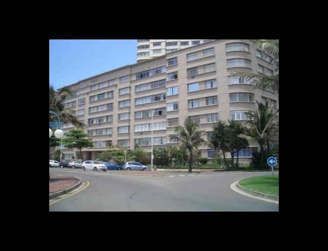 3 BEDROOM APARTMENT TO LET IN SOUTH BEACH